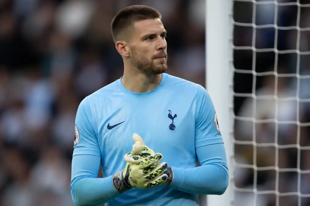 Juventus huurt doelman Guglielmo Vicario van Tottenham Hotspur