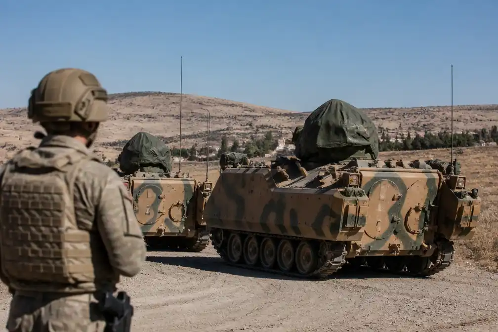 Turkije blijft Syrië steunen bij opbouw krijgsmacht ondanks Israëlische waarschuwing