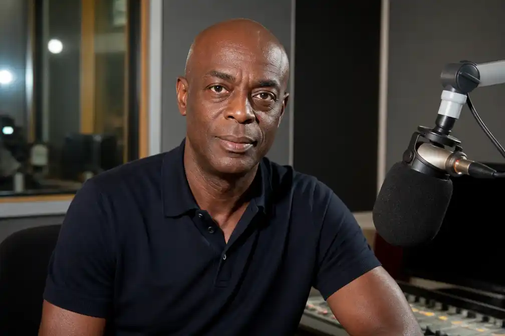 Radio-dj Trevor Nelson (62) onthult hersentumoroperatie 'goed verlopen'