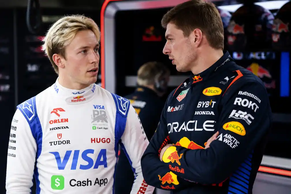 Lawson vervangt geblesseerde Hadjar als teamgenoot van Verstappen in Zandvoort