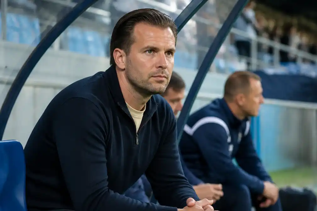 Theo Lucius begint seizoen als interim-trainer FC Eindhoven en assistent bij PSV