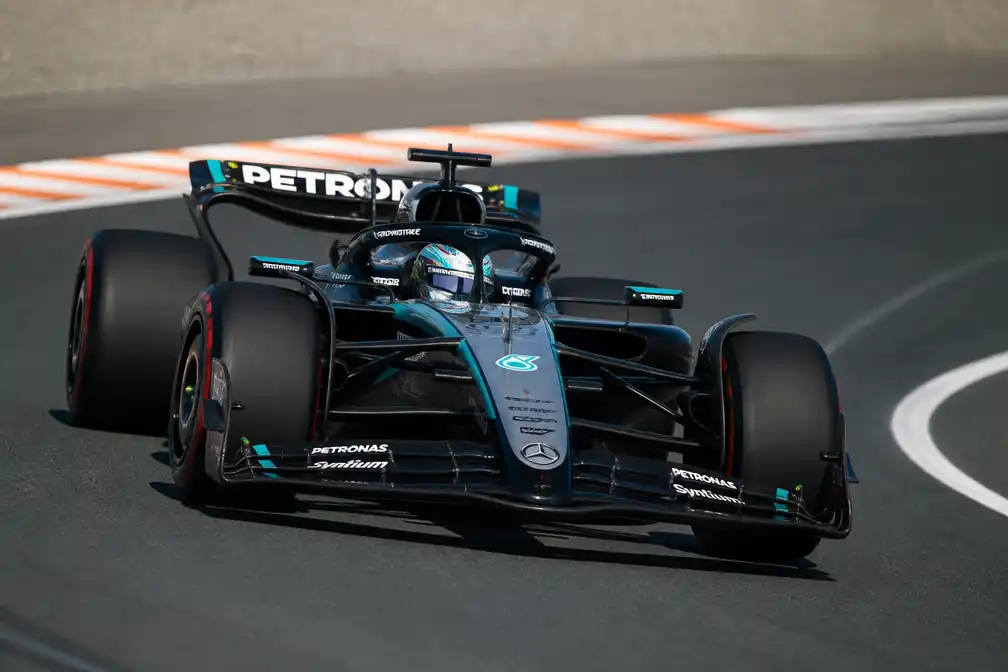 Antonelli snelste in training GP Nederland, Verstappen elfde
