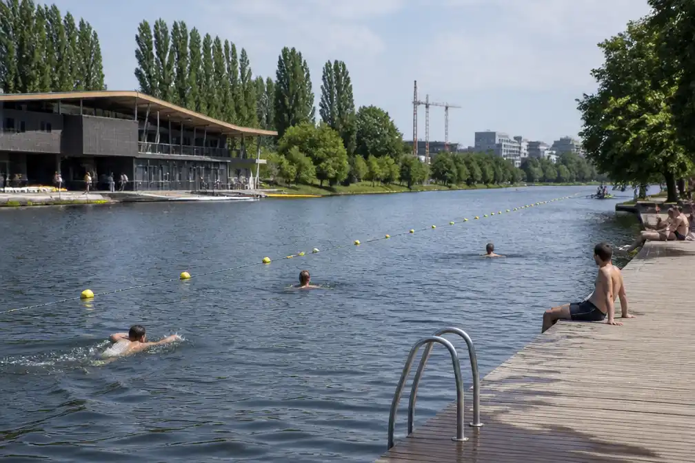 Tijdelijke zwemzone in Leuvense Vaart klaar voor twee weekends