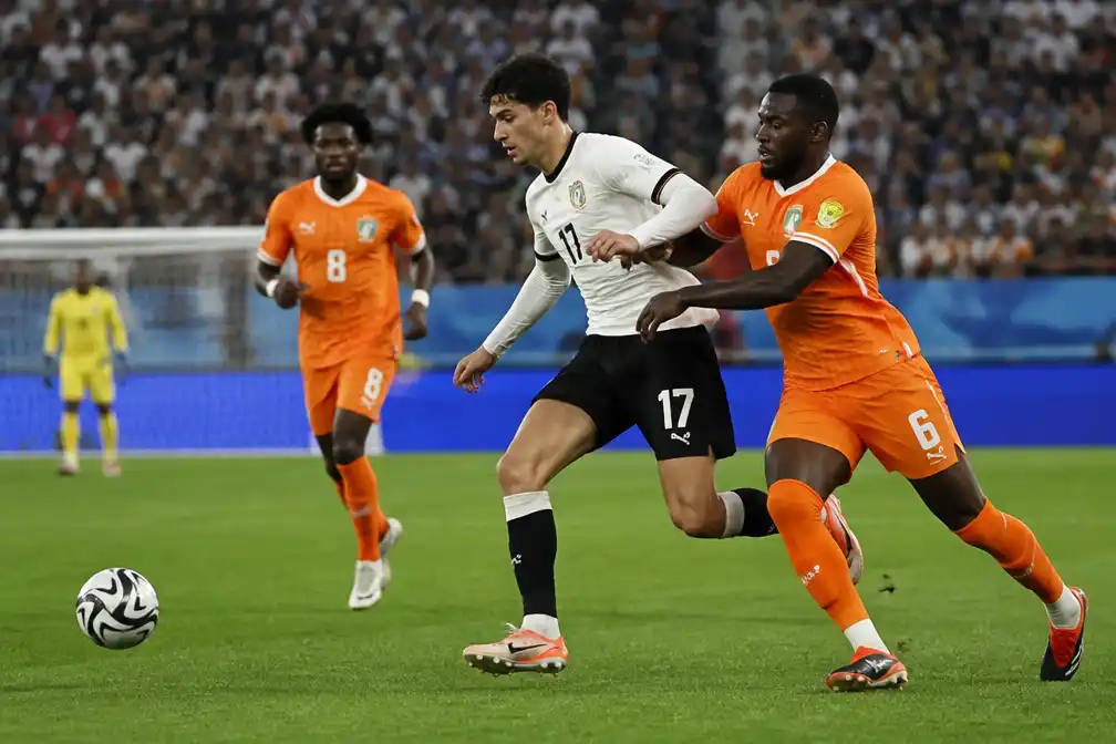 Duitsland klopt Ivoorkust met late goal en plaatst zich voor knock-outfase WK
