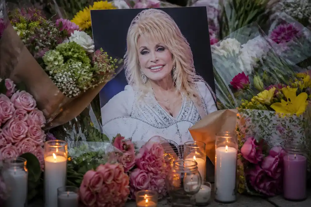 Wereld rouwt om Dolly Parton: sterren eren countrylegende