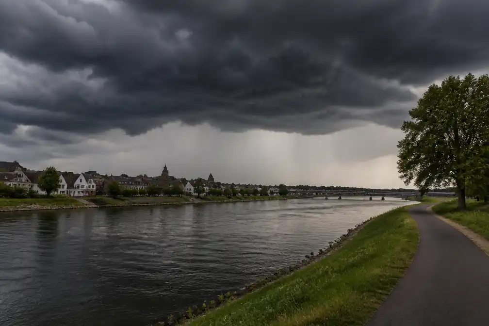 KNMI geeft opnieuw code oranje af voor Limburg, code geel in drie provincies