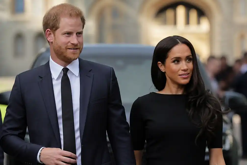Harry en Meghan terug in VK, logeren bij oom Charles Spencer