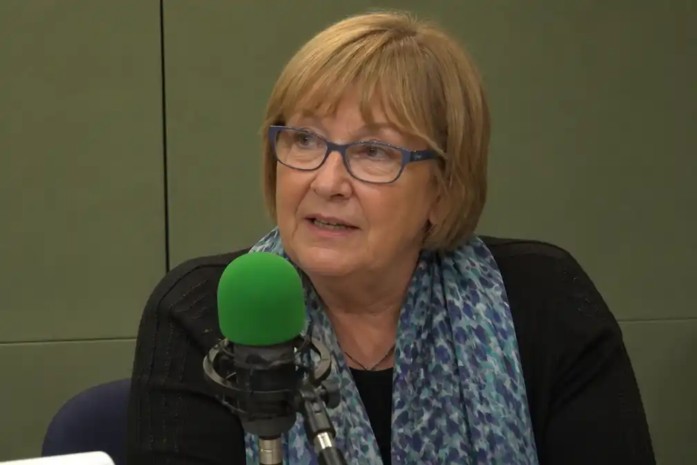 Dame Jenni Murray overleed acht dagen na auto-ongeluk, aldus onderzoek