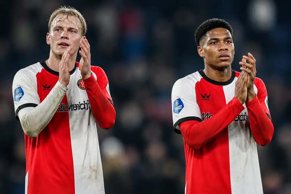 Feyenoord onderhandelt met Toulouse over Tengstedt; Noren azen op Kasanwirjo