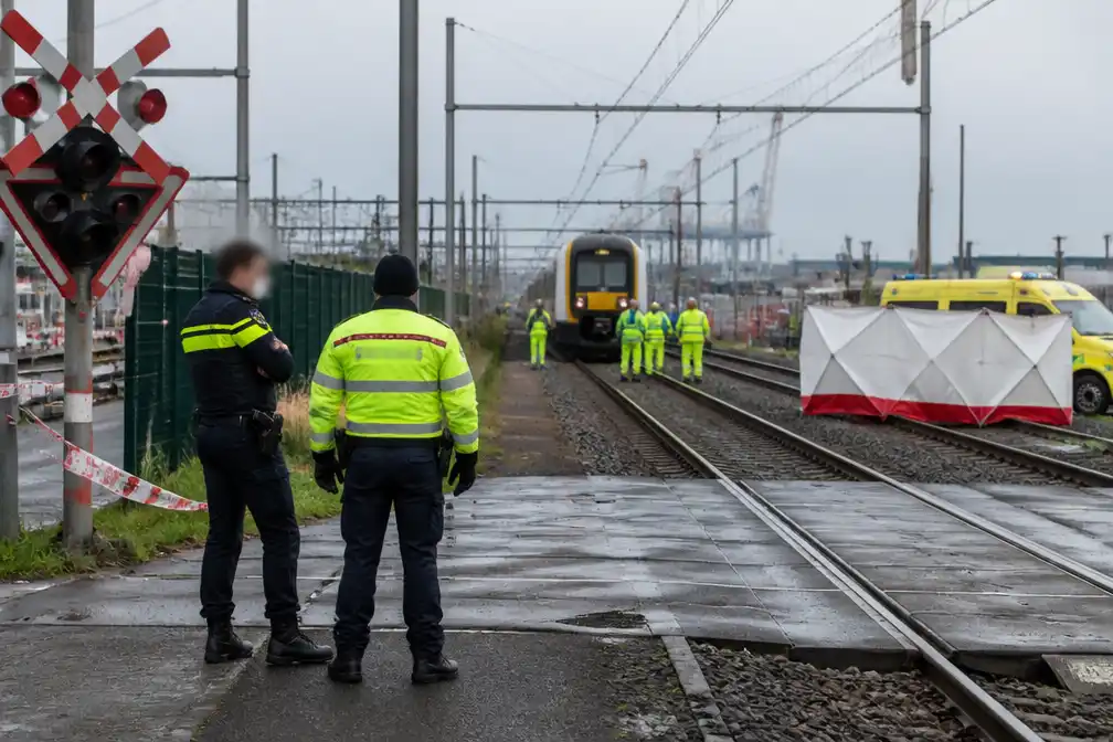 Persoon omgekomen na aanrijding met trein in Zeebrugge, treinverkeer gestremd