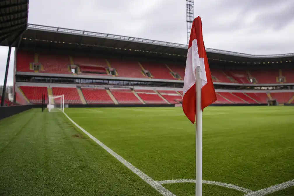 Valencia ontbreekt bij Antwerp tegen STVV op de Bosuil