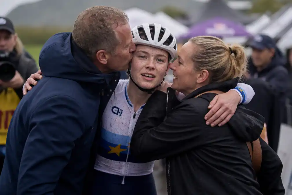 Puck Pieterse grijpt naast podium met vierde plaats na startplek 27