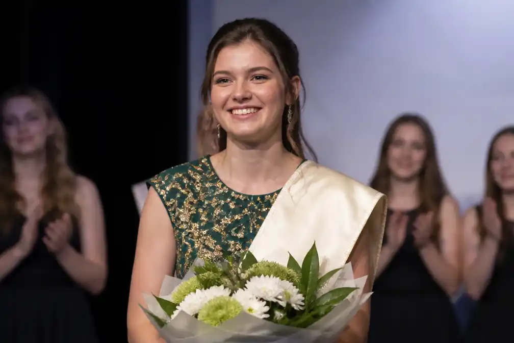 Tessa Clarisse (19) uit Komen is nieuwe Tabaksfee van Wervik