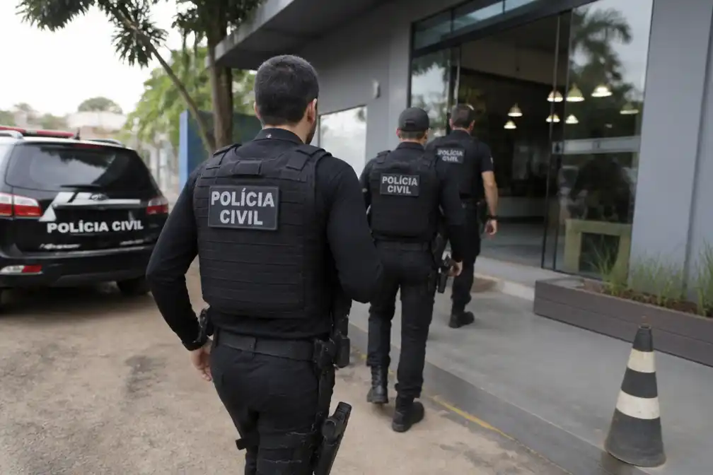 Braziliaanse politie valt bootbedrijf binnen in onderzoek dood Mark Lensink