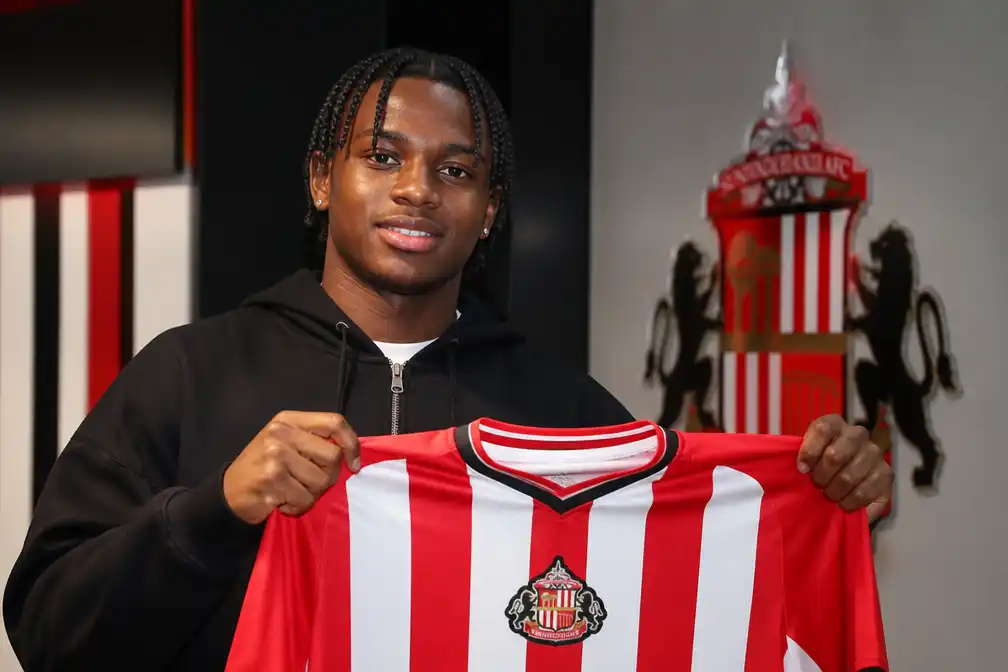 Rode Duivel Malick Fofana tekent na transfersoap bij Sunderland