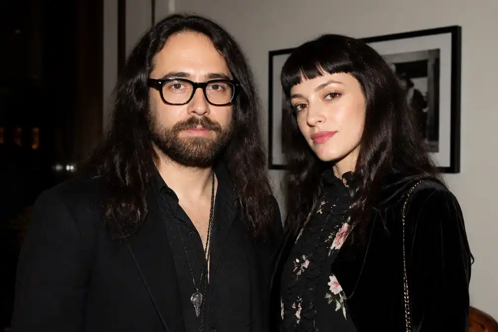 Sean Lennon en Charlotte Kemp Muhl voor het eerst ouders geworden van zoon