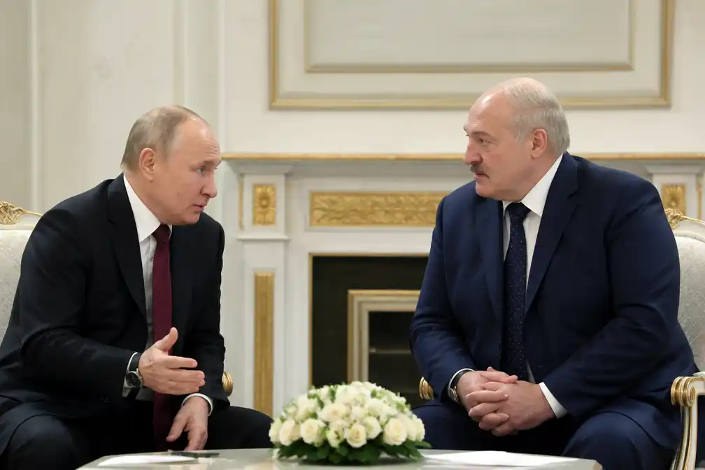 Poetin en Loekasjenko bespreken ultimatum Zelenski over droneapparatuur in Wit-Rusland