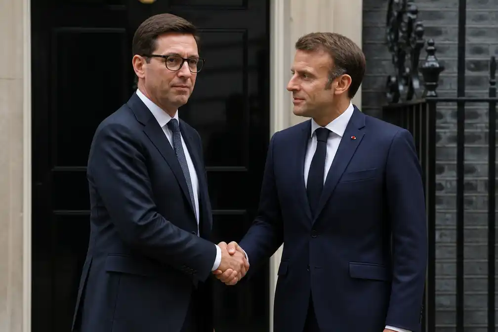 Burnham ontvangt Macron op Downing Street voor overleg over Kanaalovertochten