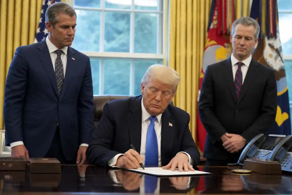 Trump benoemt Adam Telle tot nieuwe minister van het Leger