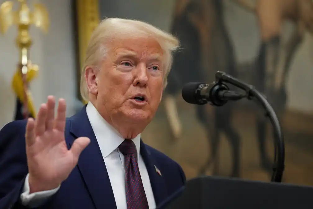 Trump beweert dat hij Groot-Brittannië van nucleaire aanval heeft gered