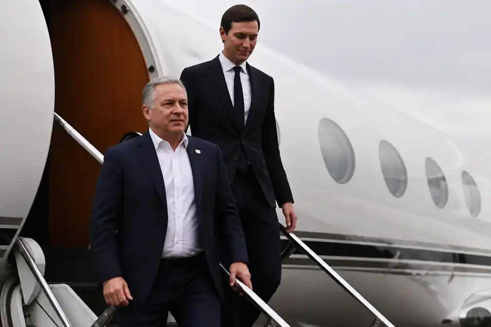 Trump-gezanten Kushner en Witkoff aangekomen in Moskou voor Oekraïne-overleg