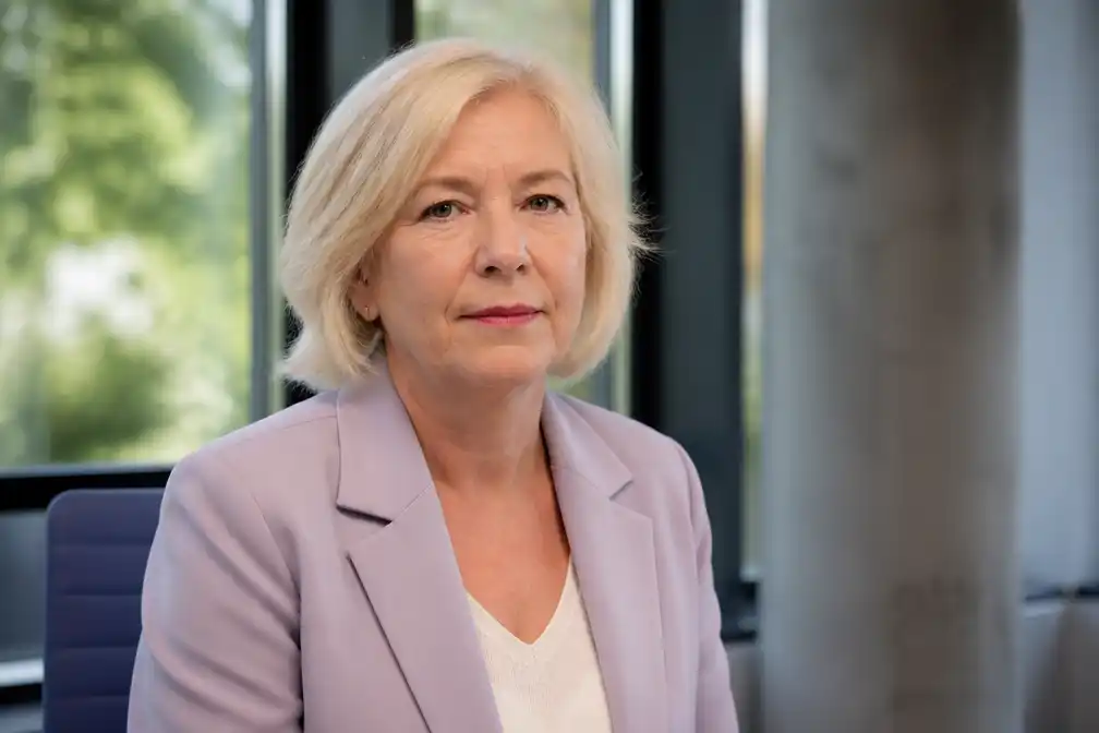 NPO-ombudsman: talkshowhosts moeten onwaarheden signaleren