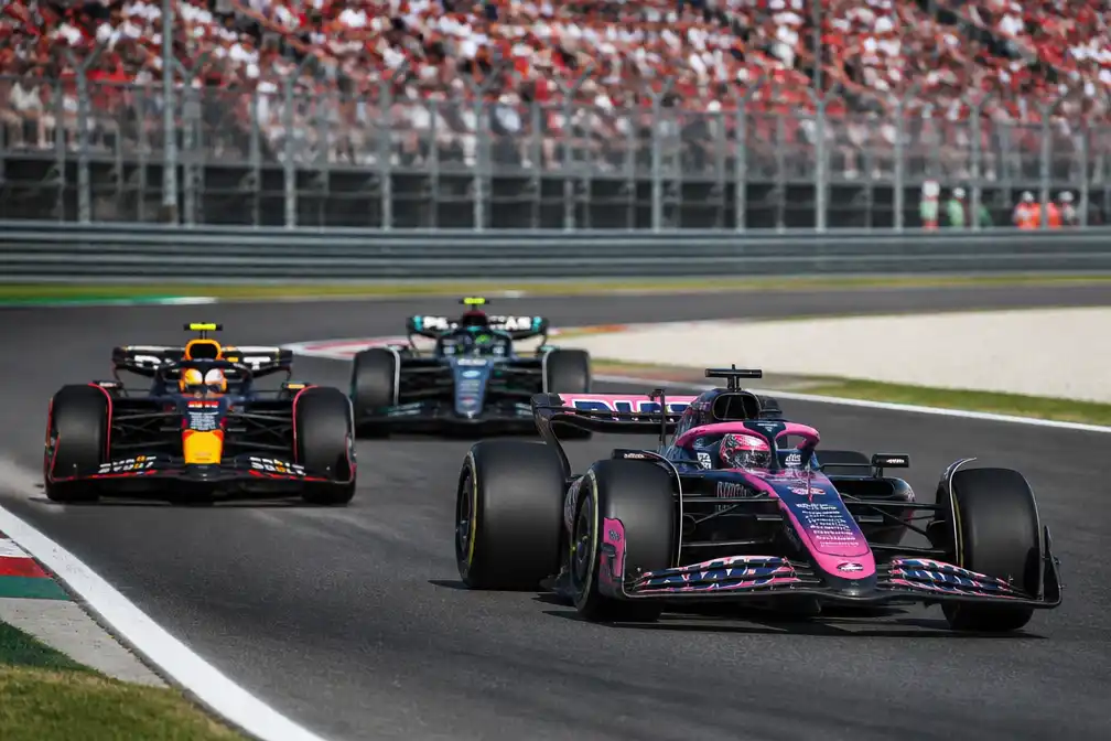 Gasly van pole, Verstappen vijfde voor GP van Italië op Monza