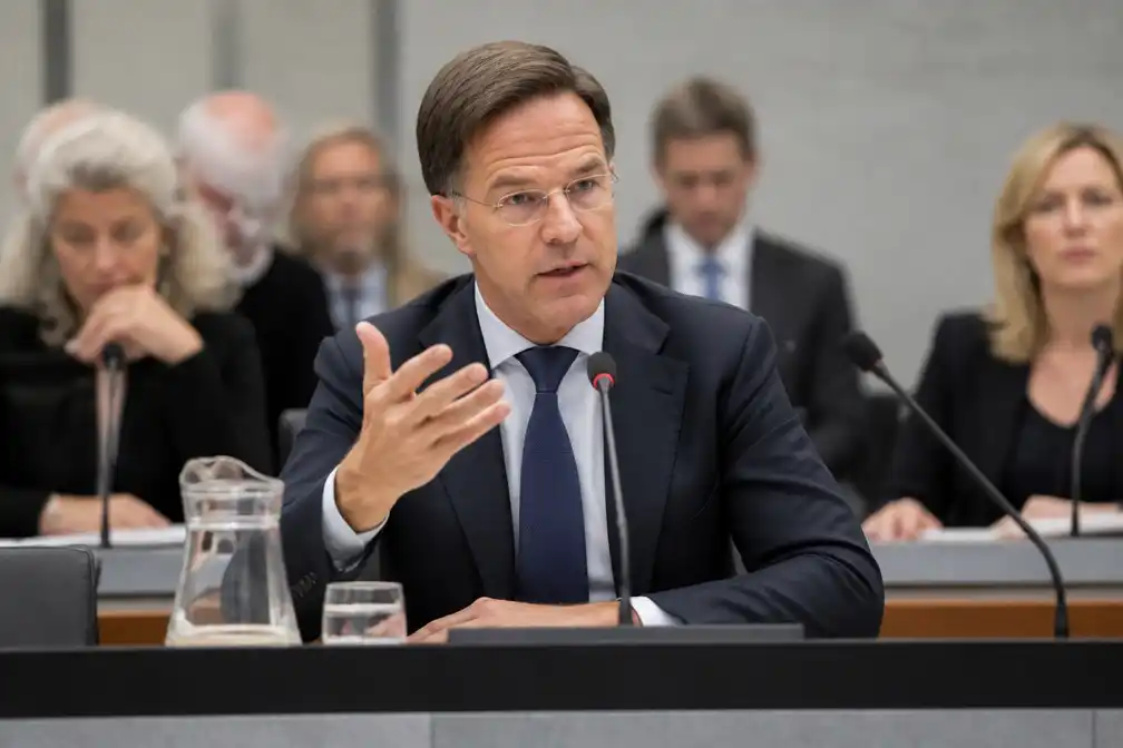 Rutte: naleven basisadvies had extra coronamaatregelen overbodig gemaakt