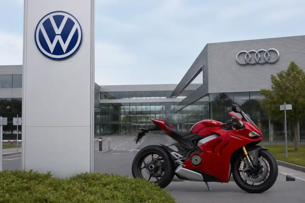 Volkswagen overweegt verkoop motorfietsenmerk Ducati, zegt Audi-topman