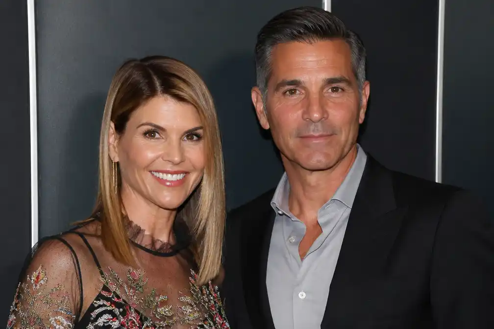 Lori Loughlin vraagt scheiding aan van Mossimo Giannuli na 28 jaar huwelijk