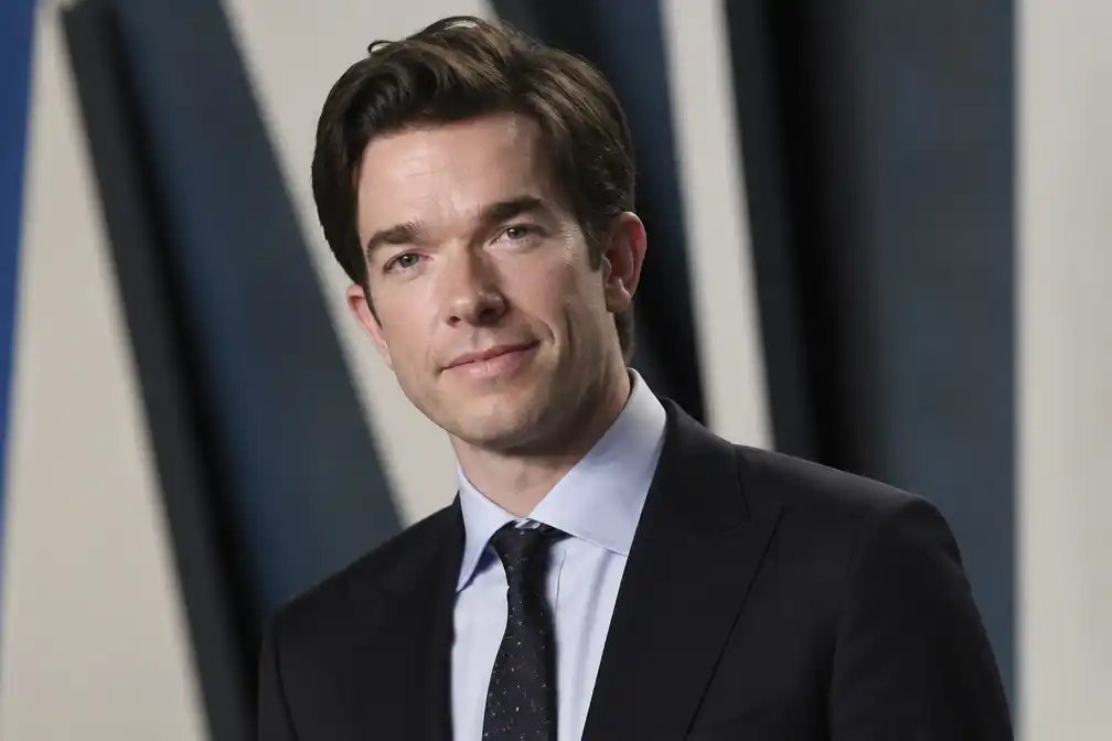 John Mulaney mogelijk Maxwell Smart in Get Smart-reboot