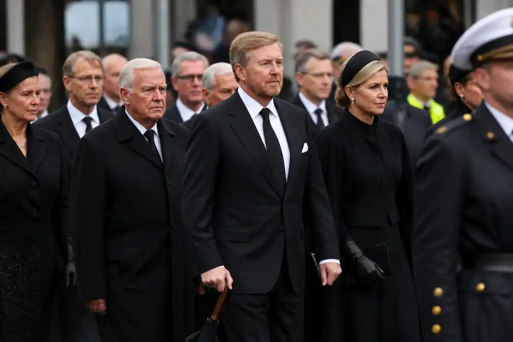 Noorwegen neemt afscheid van koning Harald bij uitvaart in Oslo