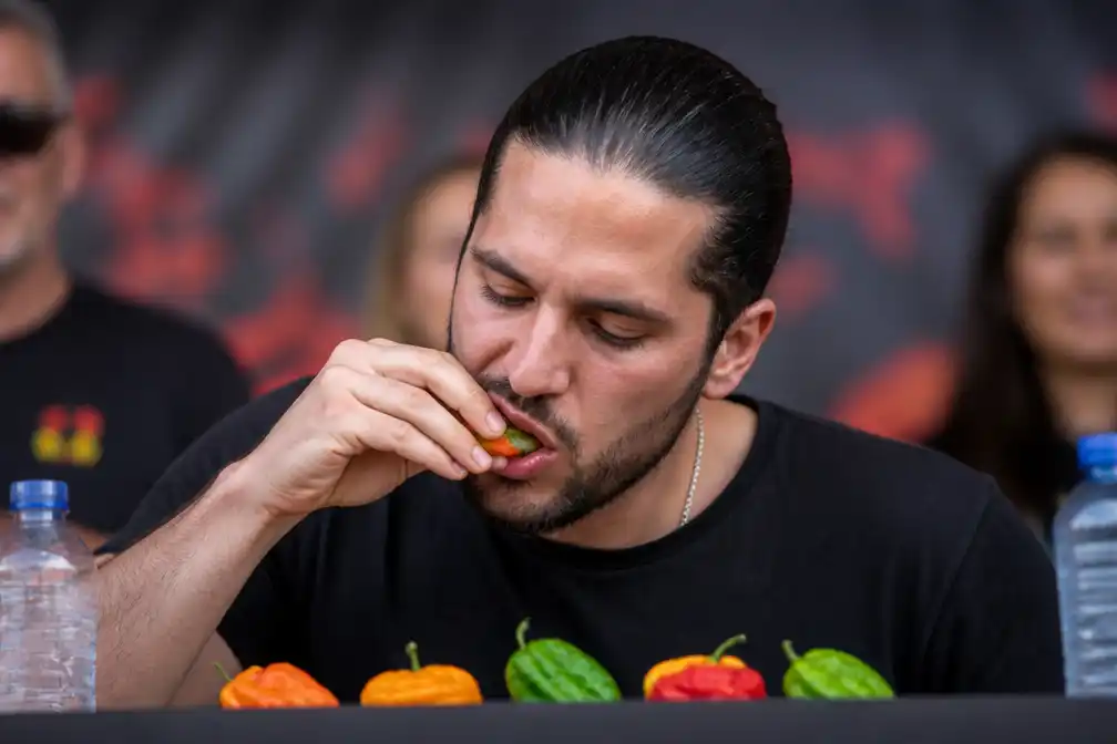 Rotterdammer Felipe Delhaas reist de wereld over als professioneel pepereter