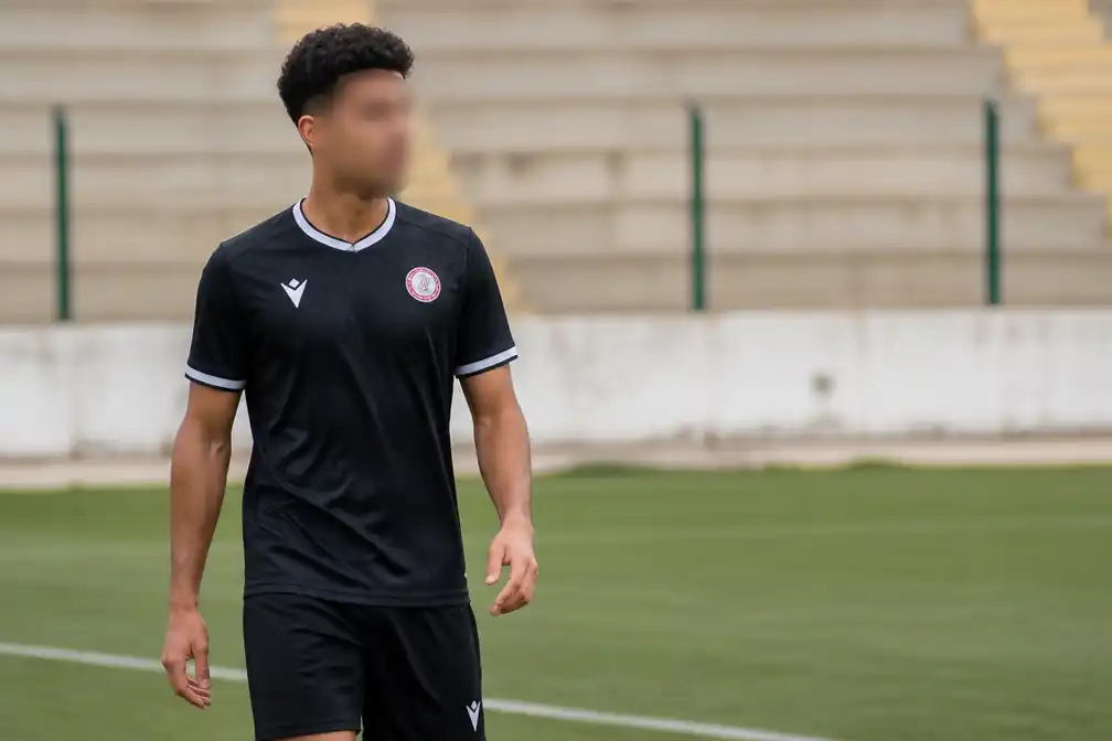 Oud-Feyenoordtalent Nigel R. voetbalt op Malta, drugszaak nog niet afgerond