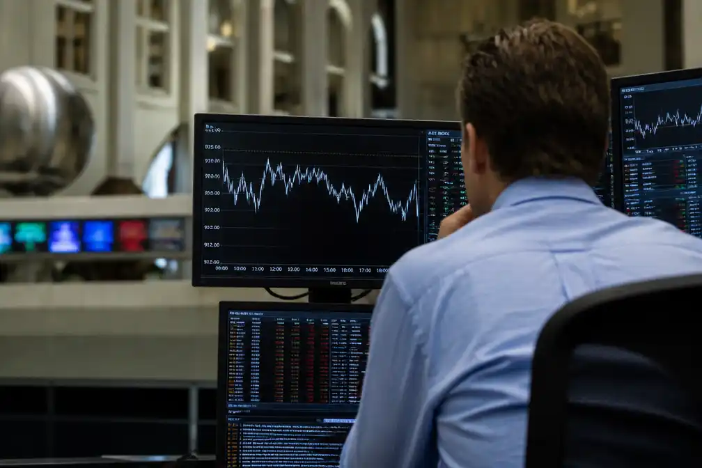 AEX sluit vlak af in aanloop naar Fed-besluit, Shell bij dalers