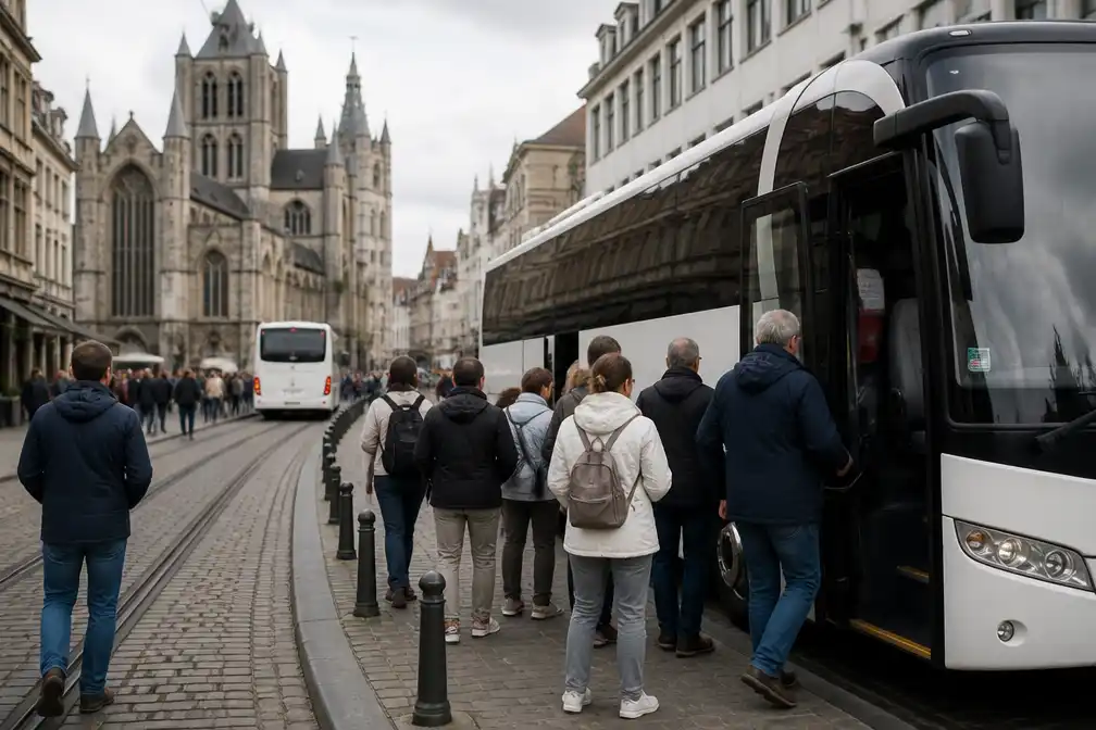 Gent weert toeristenbussen vanaf 2029 grotendeels uit binnenstad