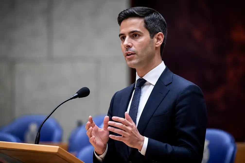 Jetten wil gesprek met zeven partijen over steun voor begroting en belastingplan