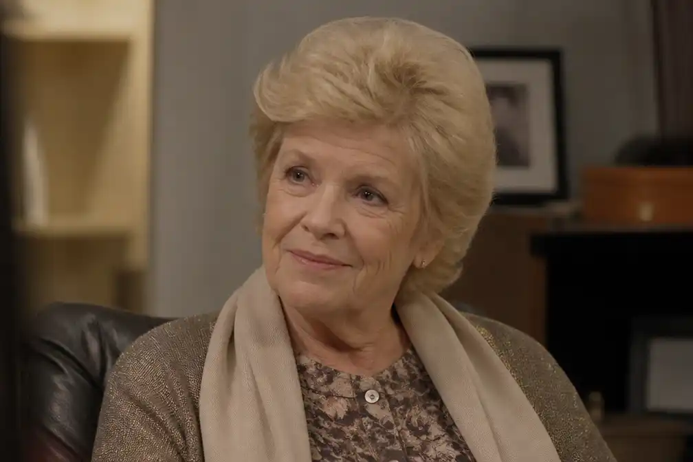 Actrice Chris Boni, bekend als Yvette uit 'Thuis', overleden op 90-jarige leeftijd