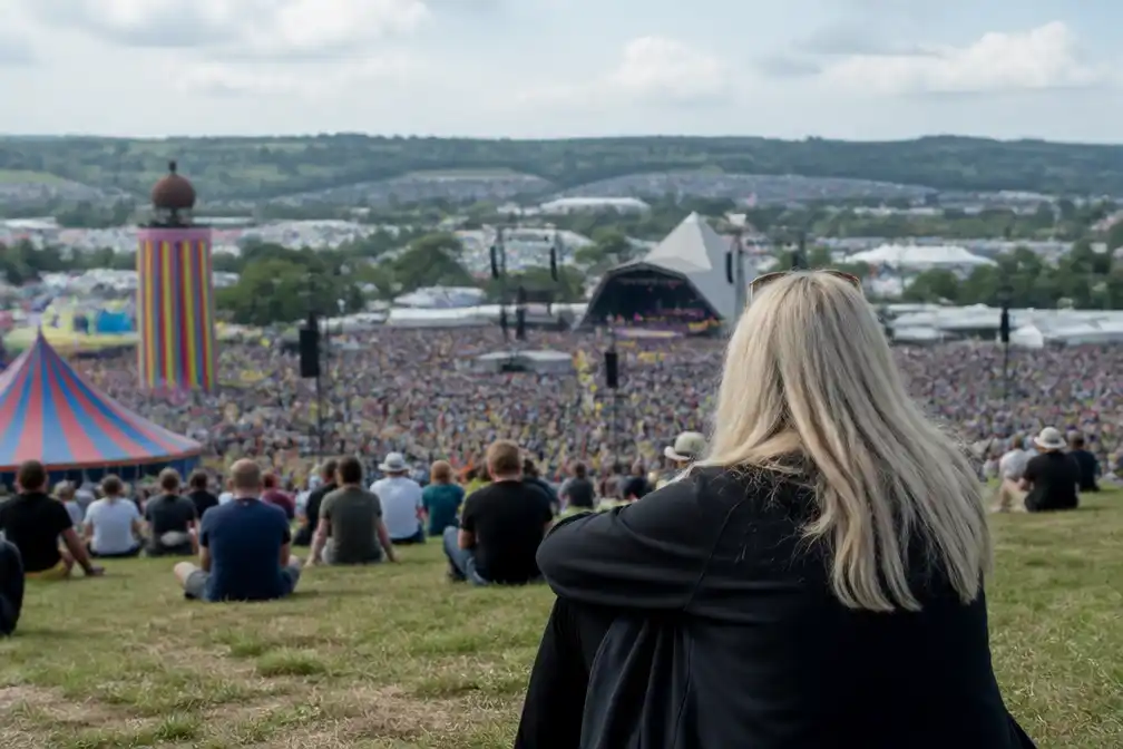 Oasis staat in 2027 niet op Glastonbury, zegt organisator Emily Eavis