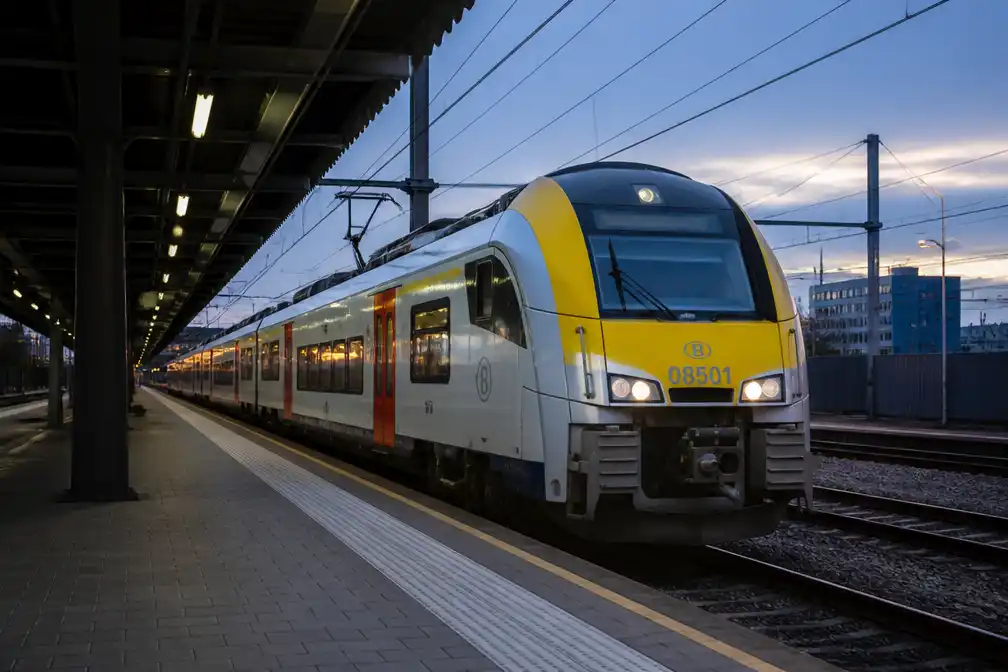 NMBS voert op 13 december nieuwe dienstregeling in met extra vroege en late treinen