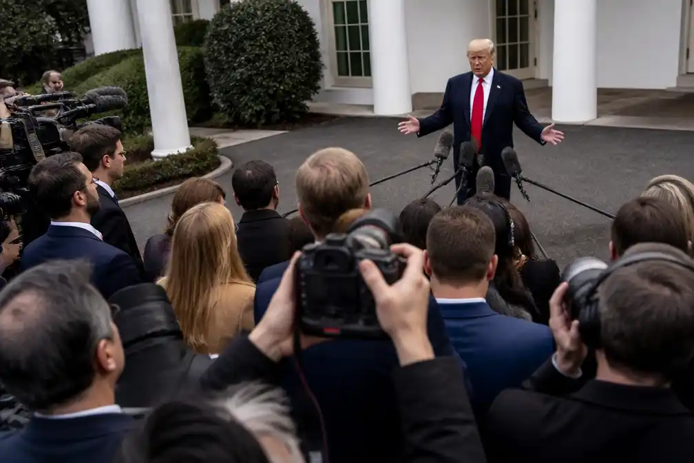 Trump weert CNN, MSNBC en Politico van het Witte Huis