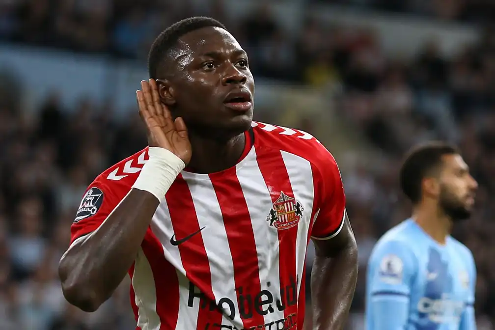 Brobbey scoort twee keer voor Sunderland bij Manchester City