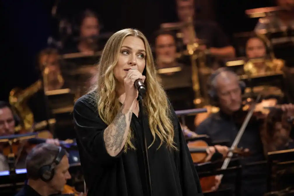 Anouk neemt Metropole Orkest mee naar Ziggo Dome in juni 2027