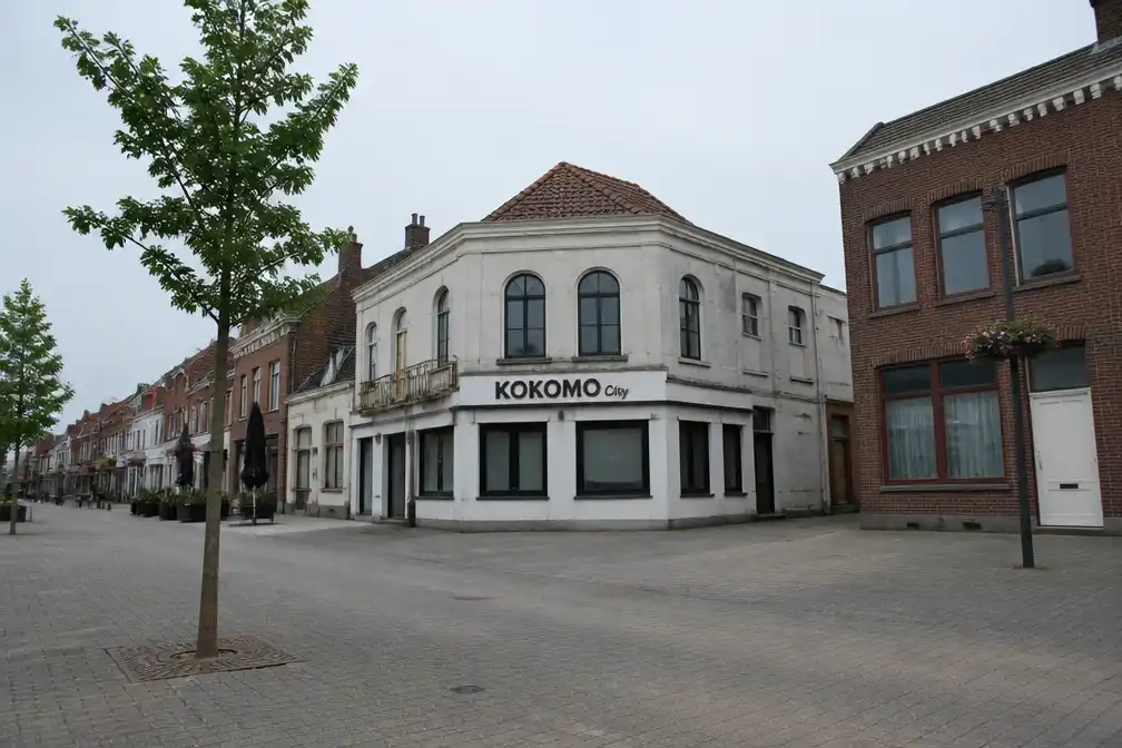 Leegstaand café Kokomo City in Hoogstraten maakt plaats voor handelspand en stadsvilla