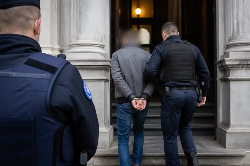 Vader van Jairon (14) uit Tilburg krijgt 23 jaar cel in België voor dood van zoon