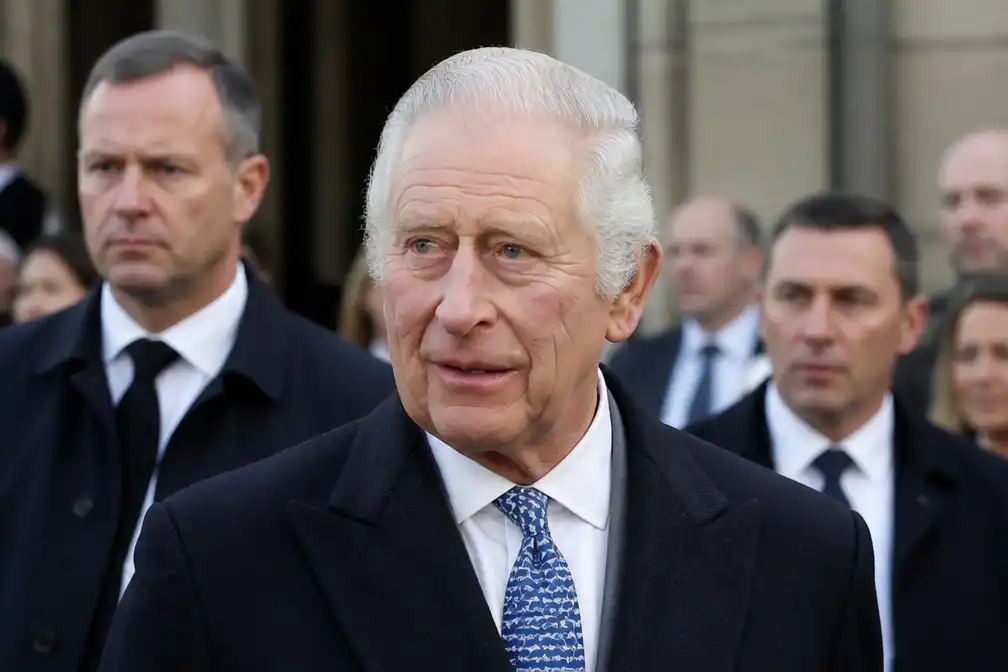Brits publiek schaart zich voorlopig achter koning Charles na nieuwe Diana-onthullingen