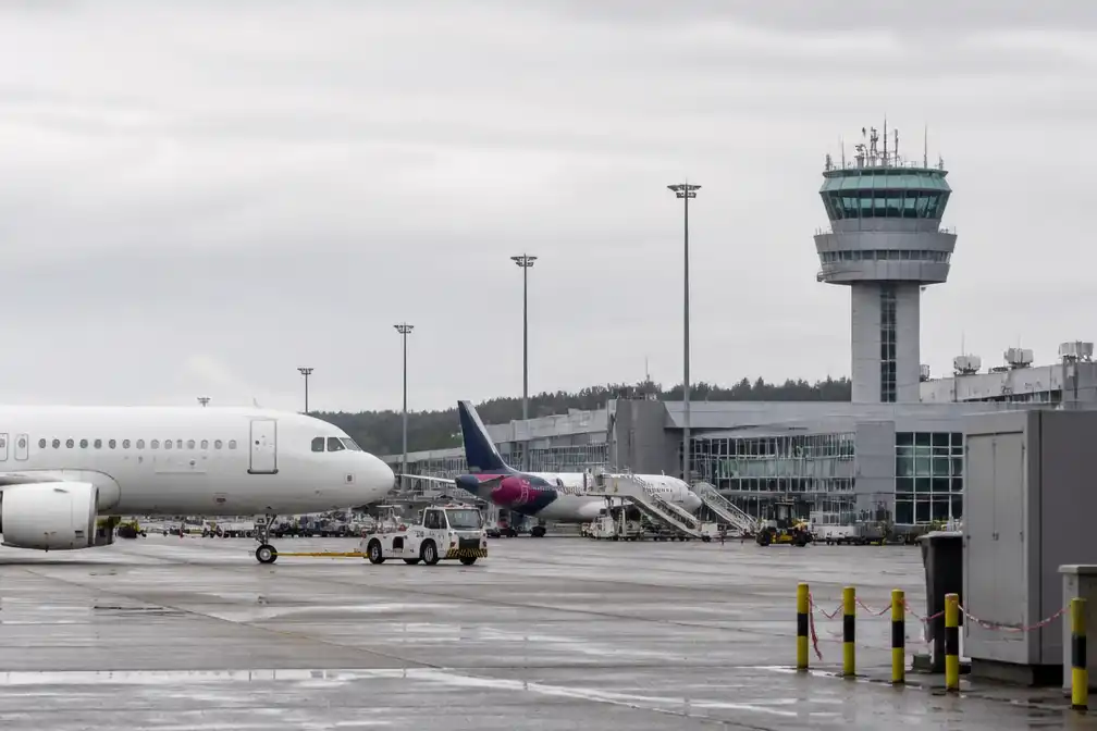 Luchthaven Charleroi verwacht woensdag 42 geannuleerde vluchten door staking luchtverkeersleiders