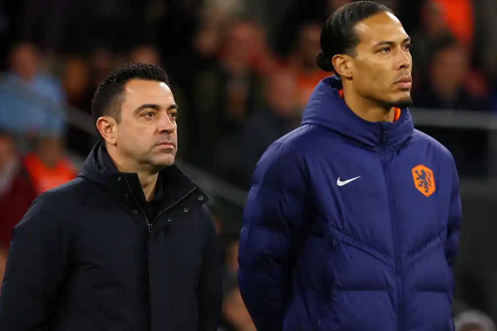 Xavi past Oranje-schema aan zodat selectie uitvaart Bartina Koeman kan bijwonen