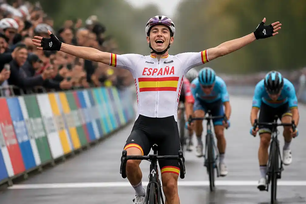 Noval wint ook wegrit bij junioren in Canada en pakt tweede wereldtitel in drie dagen
