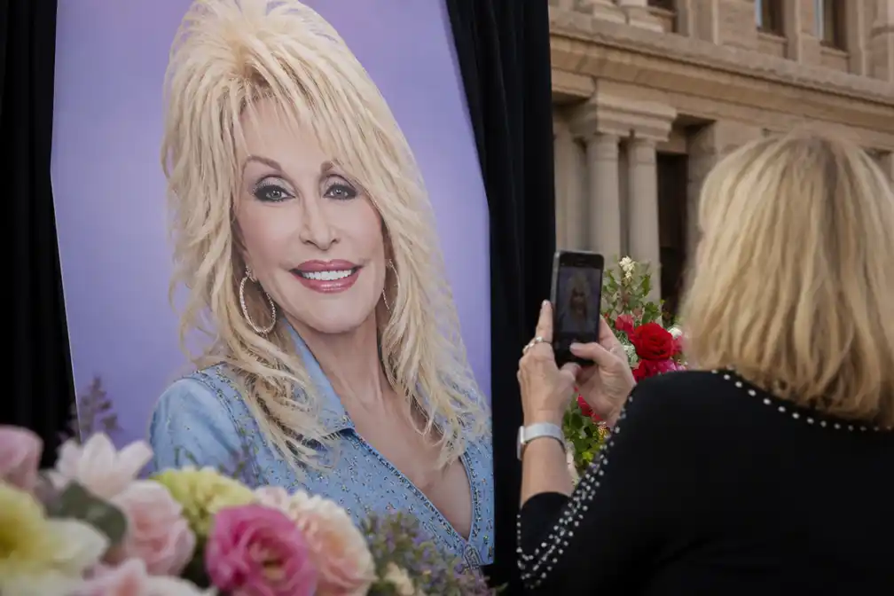 Eerste Dolly Parton Day gevierd in Californië en Ohio